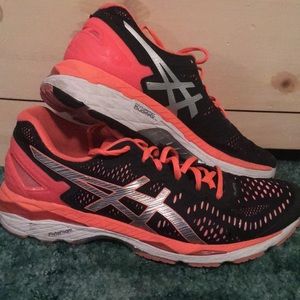 Women’s Asics Gel 23